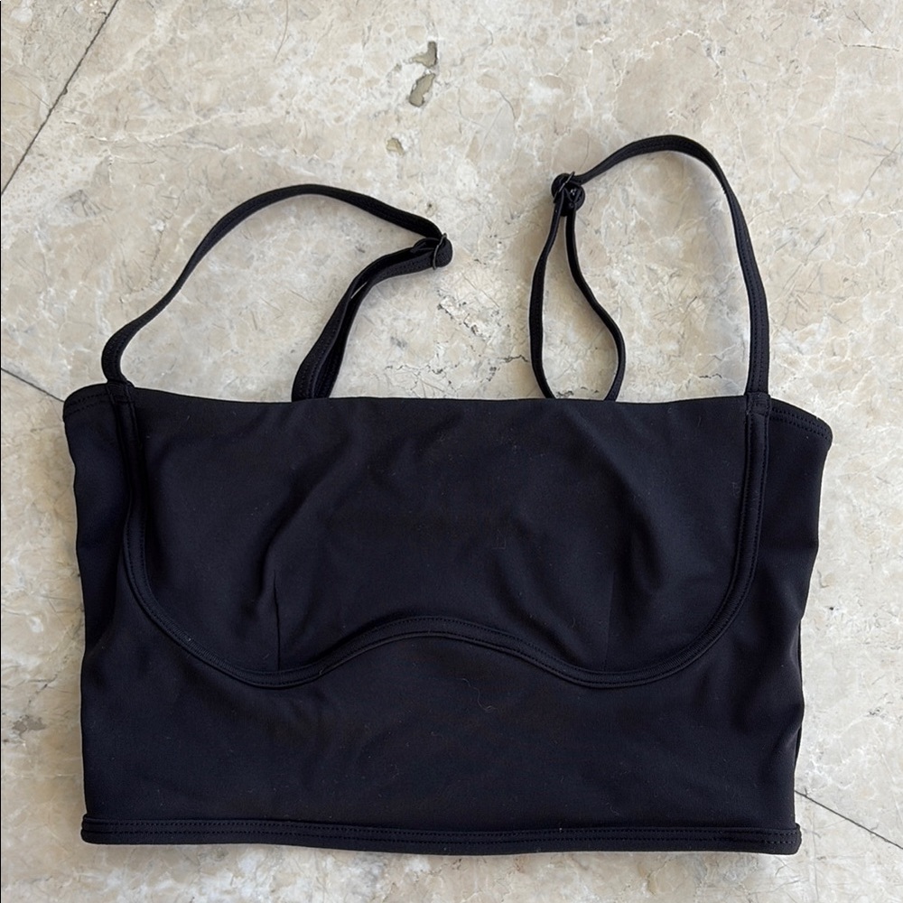 ALO Airbrush Black Strappy Crop Top